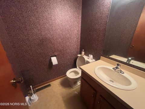 Tiny photo for 7 Meadowpond Drive, Perrysburg, OH 43551 (MLS # 10003805)