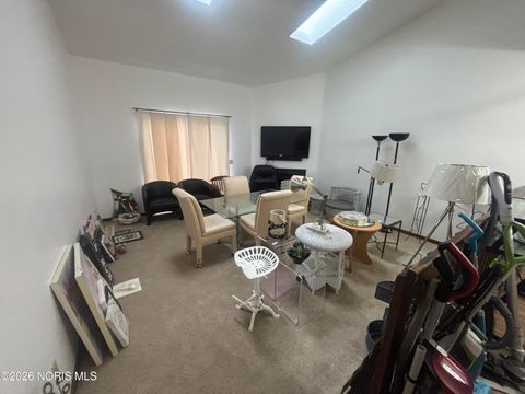 Tiny photo for 7 Meadowpond Drive, Perrysburg, OH 43551 (MLS # 10003805)