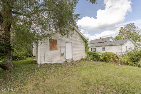 Tiny photo for 221 Segur Avenue, Toledo, OH 43609 (MLS # 10013326)