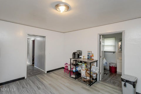 Tiny photo for 221 Segur Avenue, Toledo, OH 43609 (MLS # 10013326)