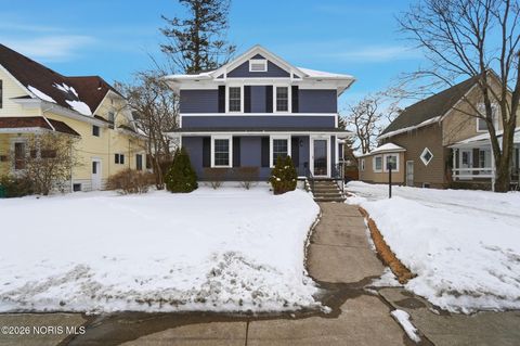 Photo of 233 N Main Street, Swanton, OH 43558 (MLS # 10004072)