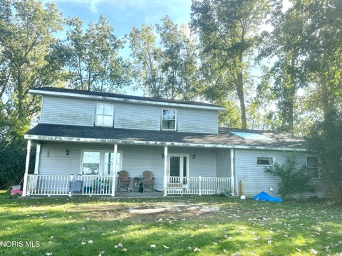Photo of 13880 W Duff-washa Road, Oak Harbor, OH 43449 (MLS # 10013220)