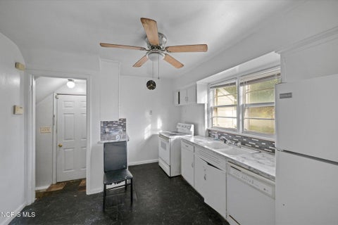 Tiny photo for 4157 Dorchester Drive, Toledo, OH 43607 (MLS # 10014697)