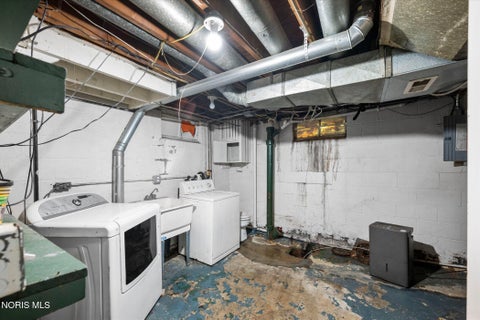 Tiny photo for 4157 Dorchester Drive, Toledo, OH 43607 (MLS # 10014697)