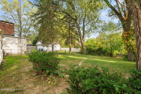Tiny photo for 4157 Dorchester Drive, Toledo, OH 43607 (MLS # 10014697)