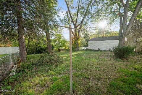 Tiny photo for 4157 Dorchester Drive, Toledo, OH 43607 (MLS # 10014697)