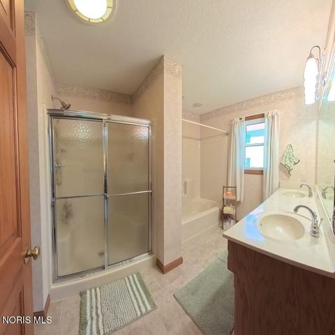 Tiny photo for 1013 S Lallendorf Road, Oregon, OH 43616 (MLS # 10006421)