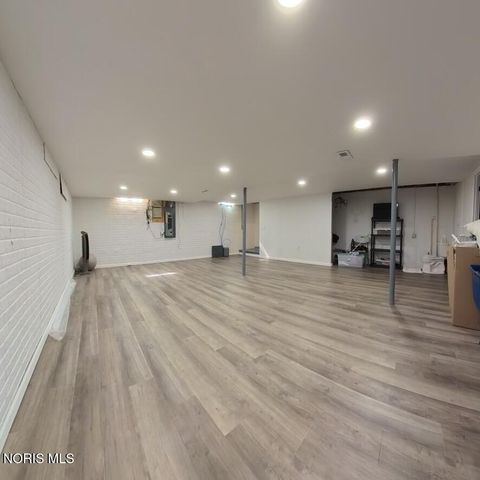 Tiny photo for 1013 S Lallendorf Road, Oregon, OH 43616 (MLS # 10006421)