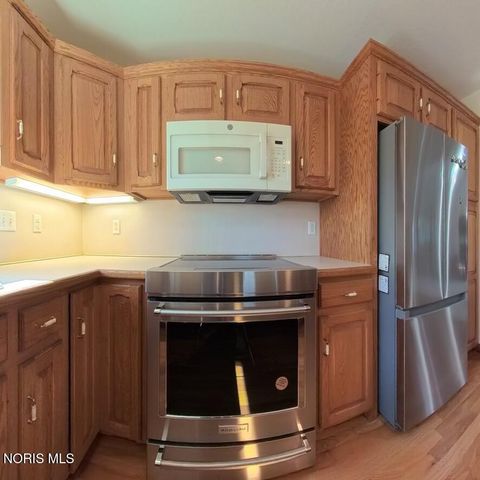 Tiny photo for 1013 S Lallendorf Road, Oregon, OH 43616 (MLS # 10006421)