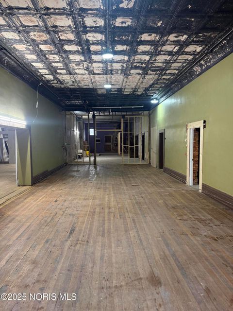 Photo of 129 E Main Street, McComb, OH 45858 (MLS # 10002274)