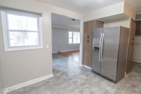 Tiny photo for 525 Orchard Street, Perrysburg, OH 43551 (MLS # 10001878)