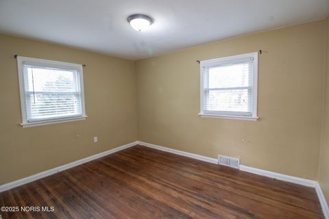 Tiny photo for 525 Orchard Street, Perrysburg, OH 43551 (MLS # 10001878)