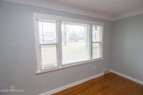 Tiny photo for 525 Orchard Street, Perrysburg, OH 43551 (MLS # 10001878)