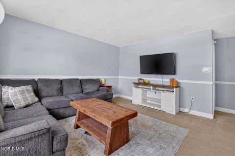 Tiny photo for 1543 Bradmore Drive, Toledo, OH 43612 (MLS # 10010239)