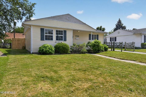 Tiny photo for 1543 Bradmore Drive, Toledo, OH 43612 (MLS # 10010239)