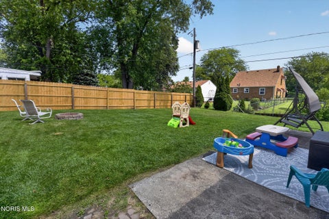 Tiny photo for 1543 Bradmore Drive, Toledo, OH 43612 (MLS # 10010239)