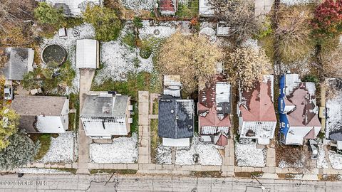 Tiny photo for 1929 Marlow Road, Toledo, OH 43613 (MLS # 10004074)