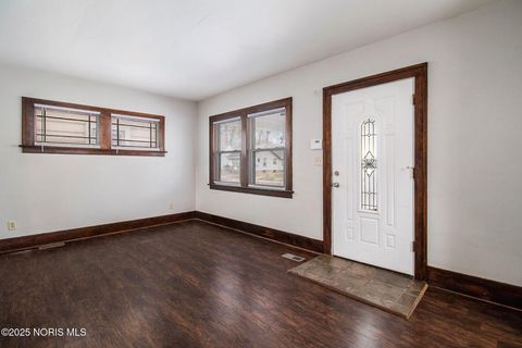 Tiny photo for 1929 Marlow Road, Toledo, OH 43613 (MLS # 10004074)