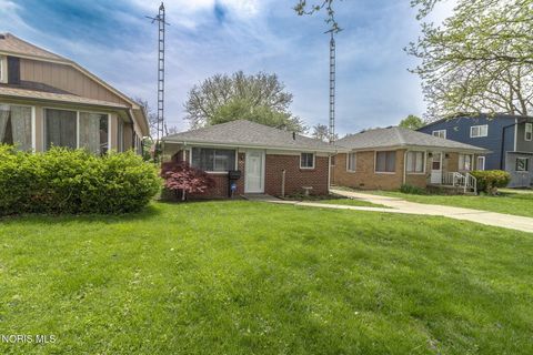 Tiny photo for 3054 123rd Street, Toledo, OH 43611 (MLS # 10007003)