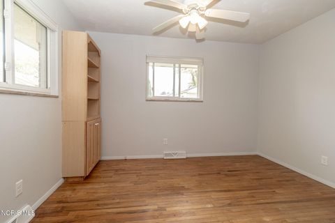 Tiny photo for 3054 123rd Street, Toledo, OH 43611 (MLS # 10007003)