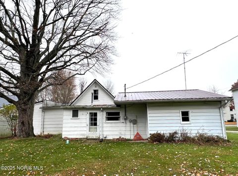 Tiny photo for 404 S Sycamore Avenue, Sycamore, OH 44882 (MLS # 10001800)