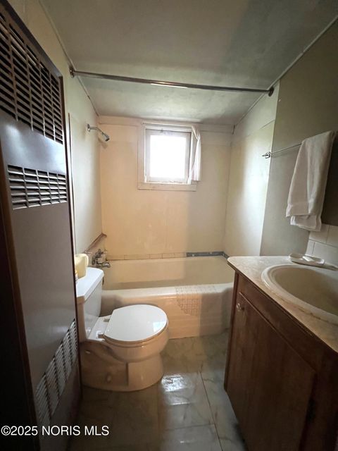 Tiny photo for 404 S Sycamore Avenue, Sycamore, OH 44882 (MLS # 10001800)