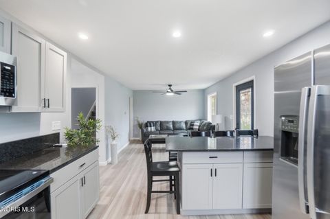 Tiny photo for 1125 S Blanchard Street, Findlay, OH 45840 (MLS # 10007399)