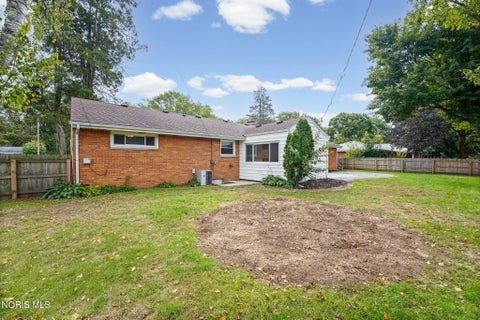 Tiny photo for 3733 Cherry Wood Lane, Toledo, OH 43615 (MLS # 10014213)