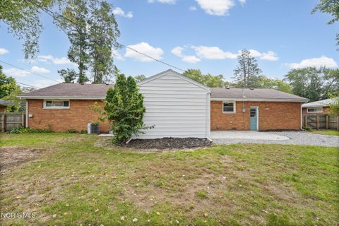 Tiny photo for 3733 Cherry Wood Lane, Toledo, OH 43615 (MLS # 10014213)