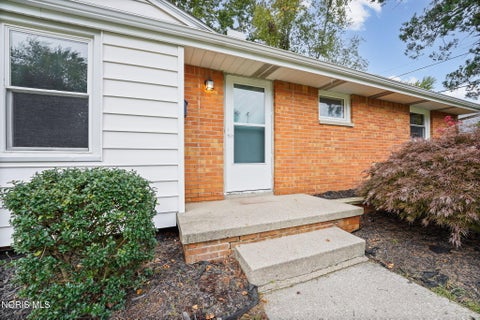 Tiny photo for 3733 Cherry Wood Lane, Toledo, OH 43615 (MLS # 10014213)