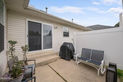 Tiny photo for 2535 Lake Vista Drive, Toledo, OH 43614 (MLS # 10007181)
