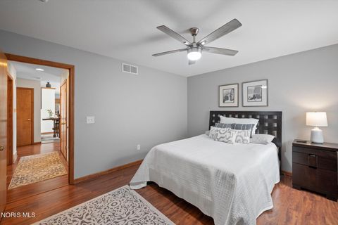 Tiny photo for 2535 Lake Vista Drive, Toledo, OH 43614 (MLS # 10007181)