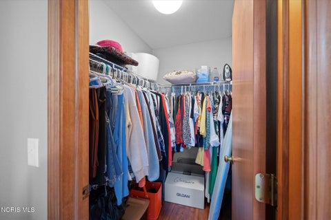 Tiny photo for 2535 Lake Vista Drive, Toledo, OH 43614 (MLS # 10007181)