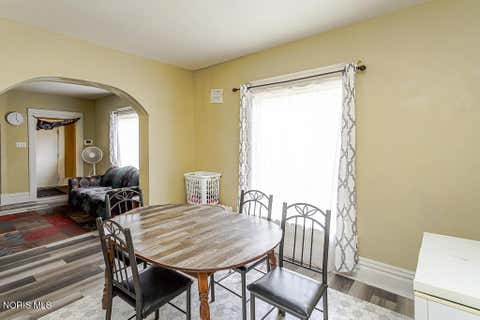 Tiny photo for 425 Bassett Street, Toledo, OH 43611 (MLS # 10011131)