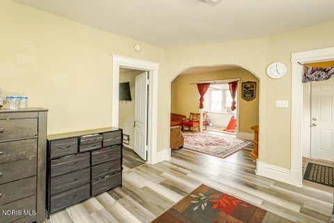 Tiny photo for 425 Bassett Street, Toledo, OH 43611 (MLS # 10011131)