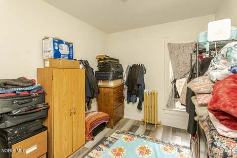 Tiny photo for 425 Bassett Street, Toledo, OH 43611 (MLS # 10011131)