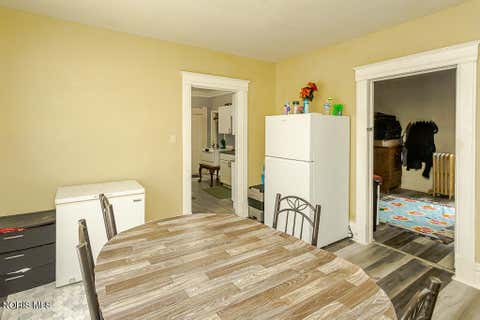 Tiny photo for 425 Bassett Street, Toledo, OH 43611 (MLS # 10011131)