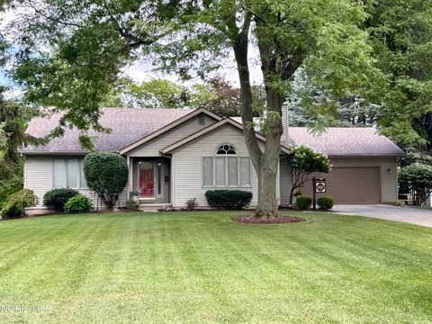 Tiny photo for 5020 Fairgreen Drive, Toledo, OH 43613 (MLS # 10011285)