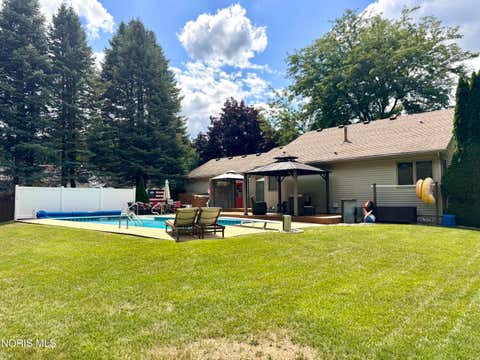 Tiny photo for 5020 Fairgreen Drive, Toledo, OH 43613 (MLS # 10011285)