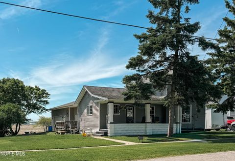 Tiny photo for 413 N Adrian Street, Lyons, OH 43533 (MLS # 10008493)
