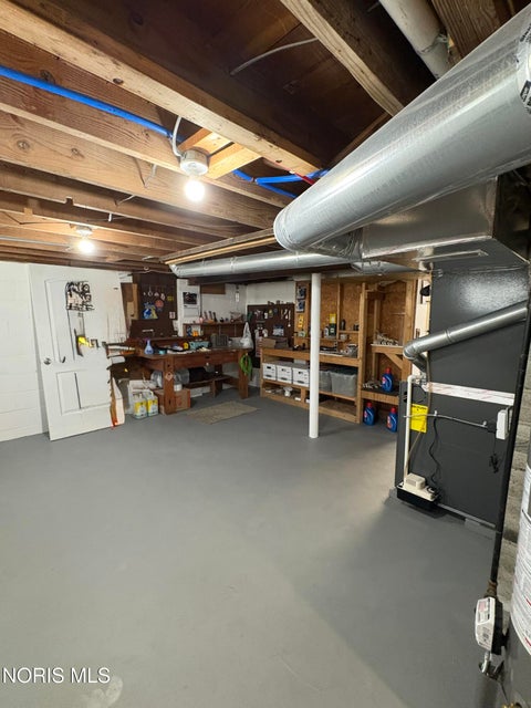 Tiny photo for 819 Southover Road, Toledo, OH 43612 (MLS # 10009936)