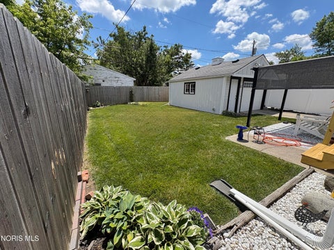 Tiny photo for 819 Southover Road, Toledo, OH 43612 (MLS # 10009936)