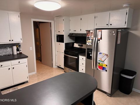 Tiny photo for 1006 S Beech Street, Bryan, OH 43506 (MLS # 10004741)