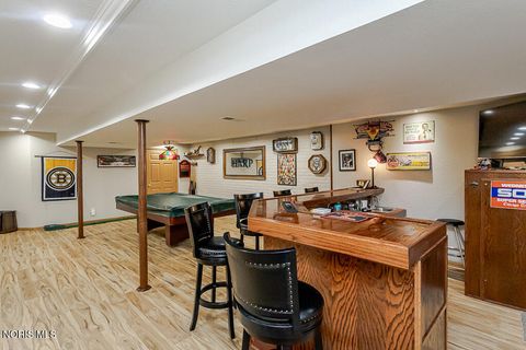 Tiny photo for 527 White Oak Drive, Toledo, OH 43615 (MLS # 10010905)