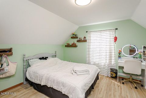 Tiny photo for 527 White Oak Drive, Toledo, OH 43615 (MLS # 10010905)