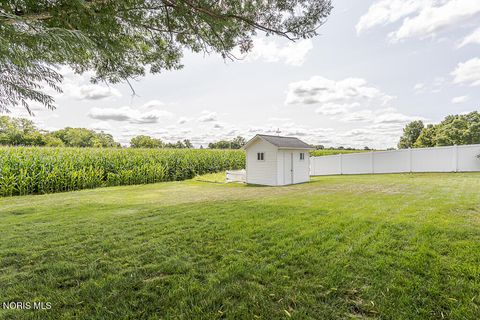 Tiny photo for 527 White Oak Drive, Toledo, OH 43615 (MLS # 10010905)