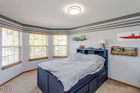Tiny photo for 527 White Oak Drive, Toledo, OH 43615 (MLS # 10010905)