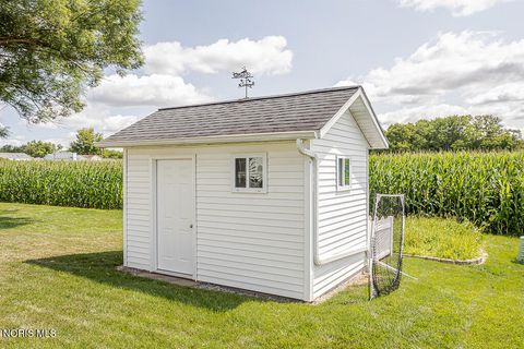 Tiny photo for 527 White Oak Drive, Toledo, OH 43615 (MLS # 10010905)
