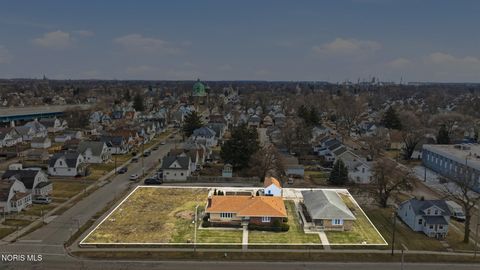 Photo of 4 Nevada Street, Toledo, OH 43605 (MLS # 10004555)