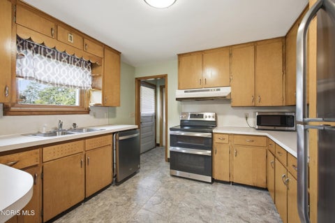 Tiny photo for 4540 State Route 587, New Riegel, OH 44853 (MLS # 10014694)